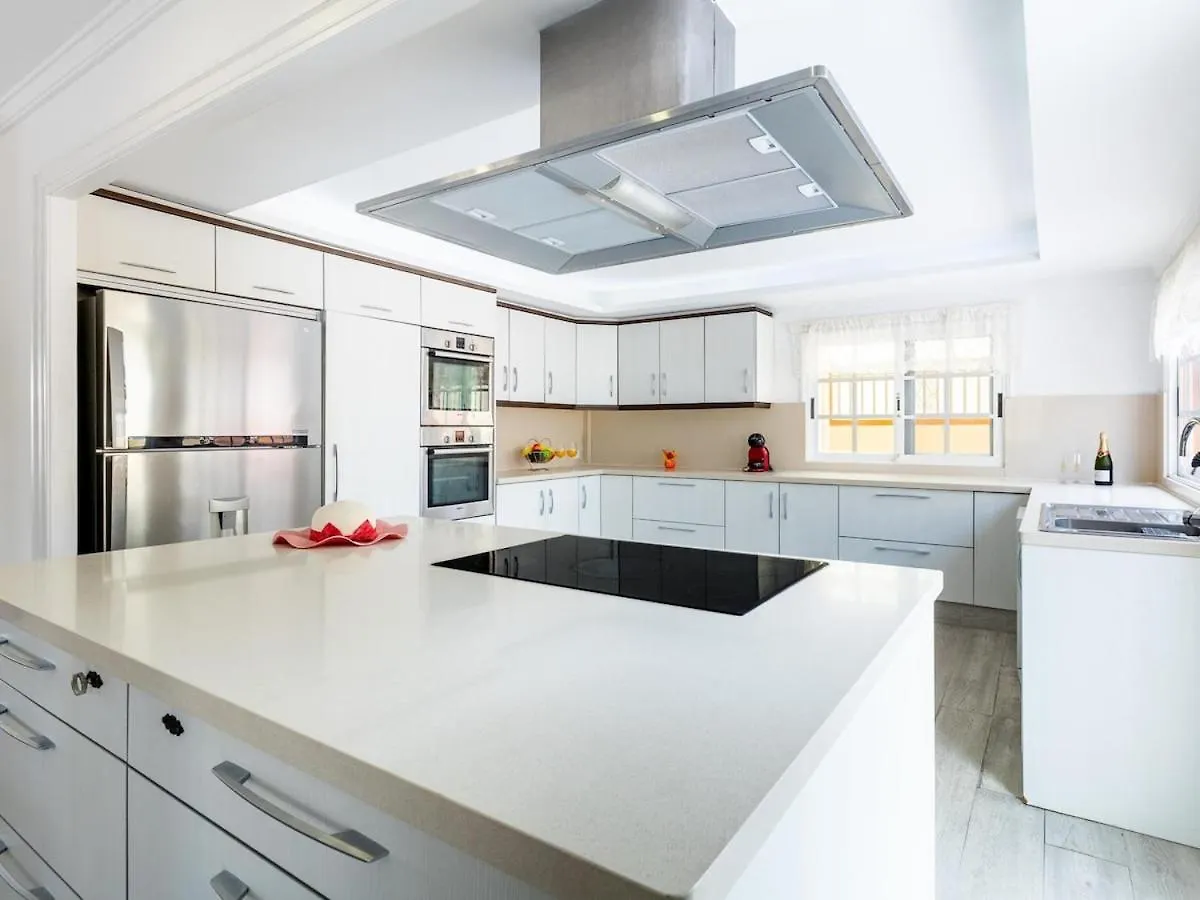 Luxury Villa Luna With Private Pool Callao Salvaje